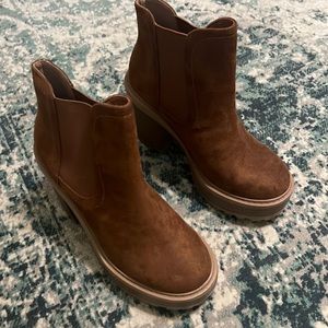 SODA Brown Suede Platform Boots